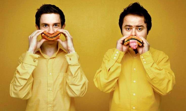 �Ҿ������е���Ĭ˲�g