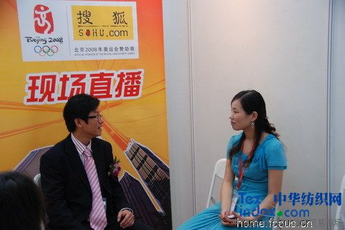 ���ڇ��H�Ҽ�չ��(zhu��n)�L(f��ng)���ļ��R�Ҽ�����(j��ng)�����_��