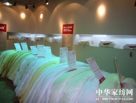 �μӉ�(m��ng)Ʒ�Ƶľ��c��(zhu��n)