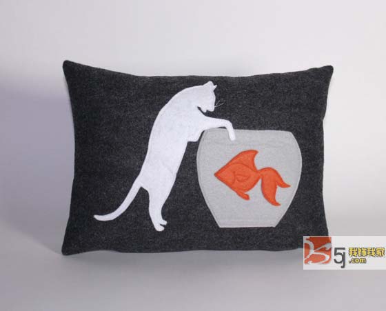 С�ɐ�(��i)����һ���b�(��i)��