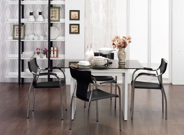 �nʽ�Ҿ��w�F��ܰ����������