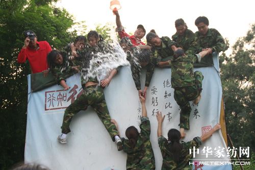 �����������۟��F�