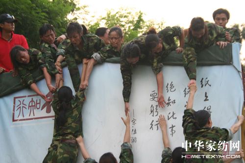 �����������۟��F�