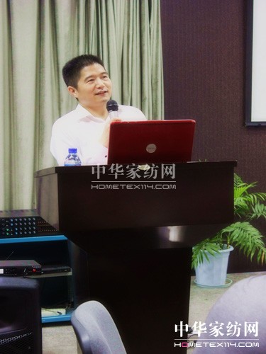 �Pʢ��ռ�I(l��ng)�Ј�(ch��ng) ȺӢ���A(y��ng)