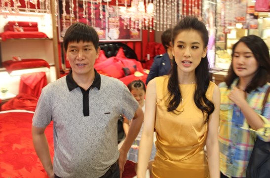 �Ӊ�(m��ng)�R�Ҽ���TС���y����һ��