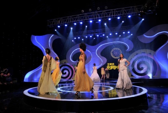 ���R�����r(sh��)���Ї����l(f��)���OӋ��(zhu��n)��(ch��ng)