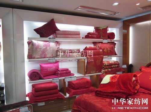 �{����ʽ����(d��ng)�Ϻ��Ј�(ch��ng)Ʒ�Ƒ���Ӌ��