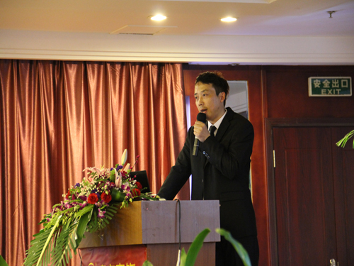 �Ϸ�����´��F�ݕ�(hu�� )�A�M(m��n)��Ļ