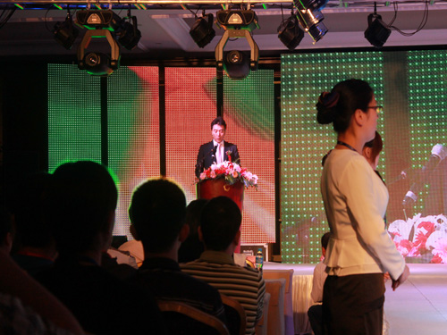 �Ӊ�(m��ng)�R2012�ﶬ��Ʒ�l(f��)����(hu�� )¡���e��