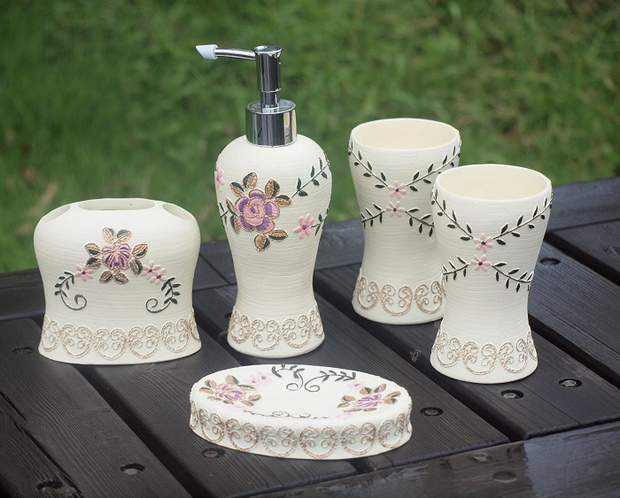 �Ҿ���Ʒ15�����(sh��)֬�lԡ�׼�