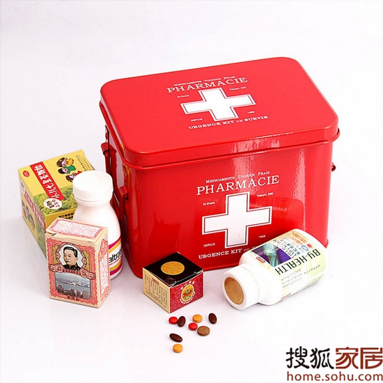 20��С�YŮ犐�(��i)�ļҾ���Ʒ���p(��)