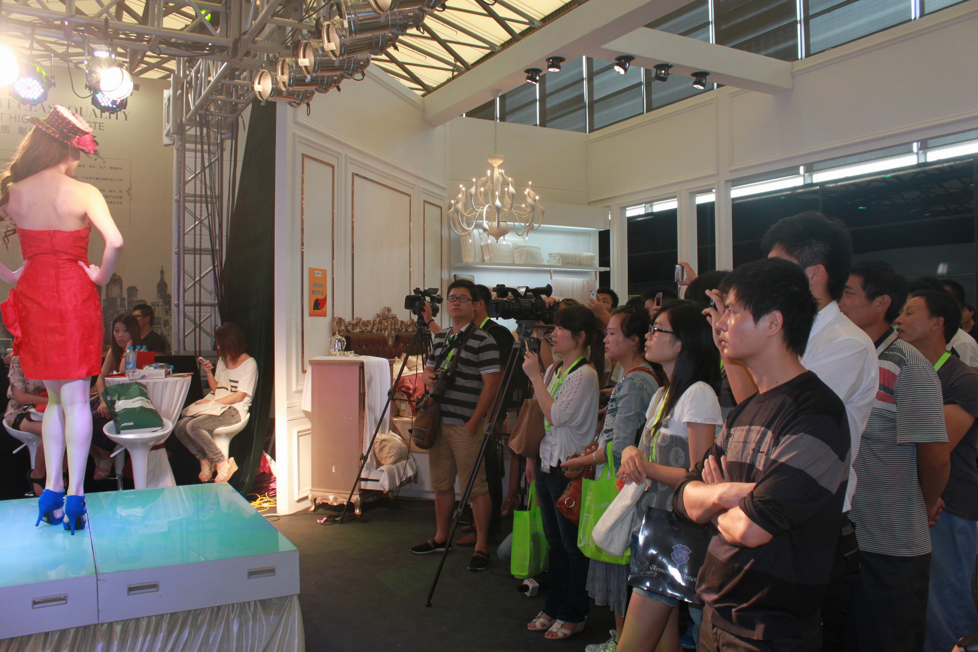 �Pʢ�Ҽ�2012���H�Ҽ����[��(hu�� )�Ź�â