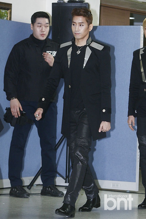 ��Ԓ(hu��)�e��15����o���ݳ�