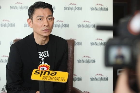 �����A���܌�(zhu��n)�L(f��ng) Մ��Ƭ��ͦ��־��