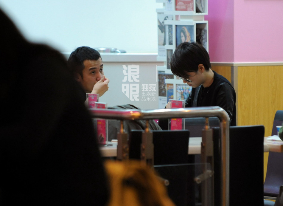 �����R���P���̈�(ch��ng)ͬ�Ա������@Ĭ��