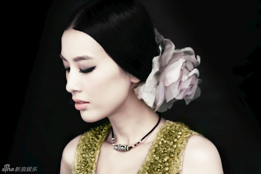 �Sʥ���r(sh��)�з��惞(y��u)�ŏ͹��@Ů�˱�ɫ