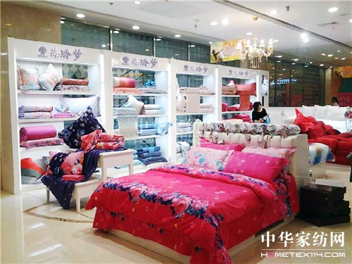 ������(m��ng)�Ҽ��M(j��n)�v����Ј�(ch��ng)