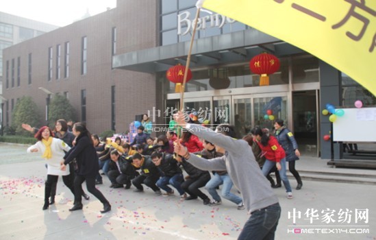 ���z�Ҽ�������Ȥζ�\��(d��ng)��(hu�� )�A�M(m��n)��Ļ