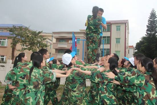 ���Ć������L(f��ng)��ͬ��