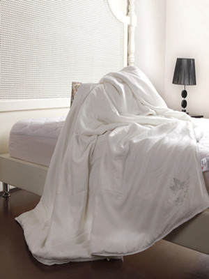 �Q�z���������еă�(y��u)�c(di��n)����Щ��