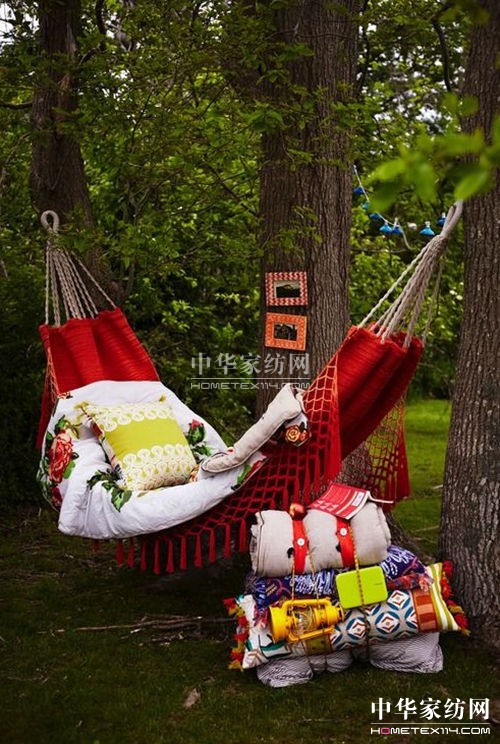 �������������������{