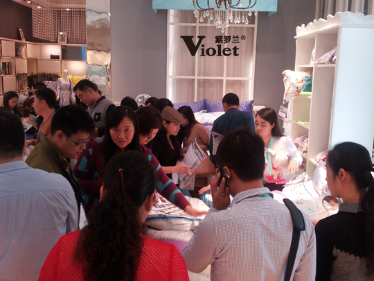 ���_�m�Ҽ�2015������Ʒӆ؛��(hu�� )�A�M(m��n)��Ļ