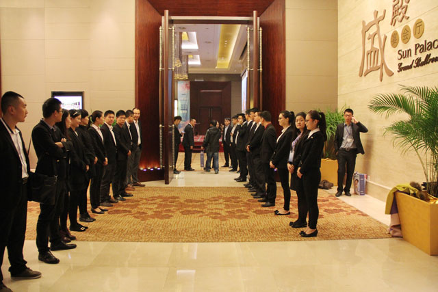 ���_�Ҽ�2015��������Ʒ�l(f��)����(hu�� )����ͨ�`����