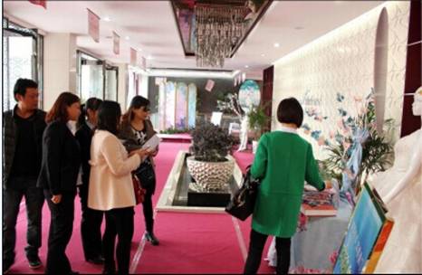 ���ˍu�Ҽ�2015������Ʒ�b�p��(hu�� )�߽�(j��ng)�N(xi��o)����Մ��(hu�� )�A�M(m��n)�Y����