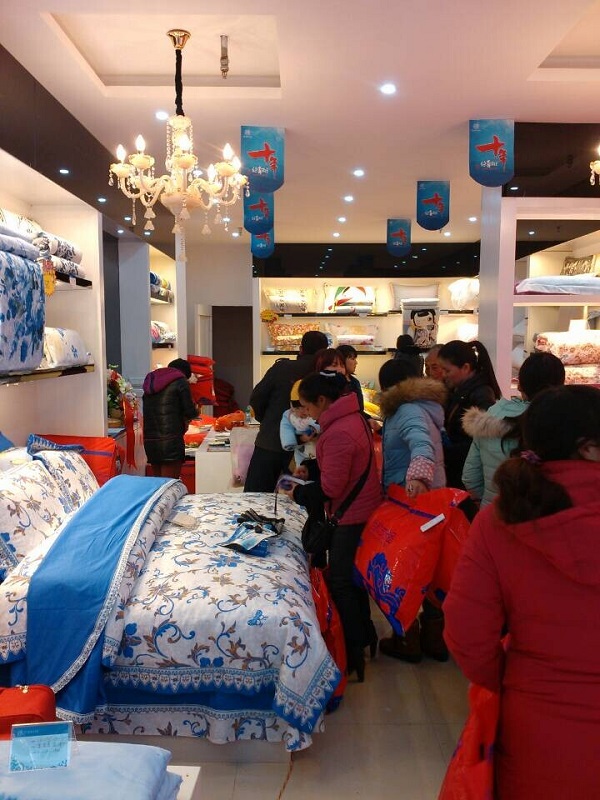 �����཭���m��(zhu��n)�u(m��i)�_(k��i)�I(y��) �`�ų���(m��ng)�ð��໨����