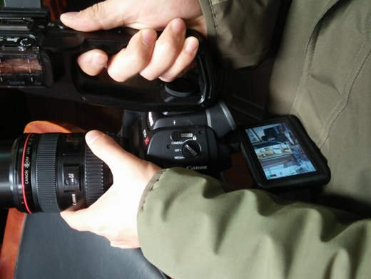 �Ϻ������С���Ŀ�M���M(j��n)Խ���Ҽ�