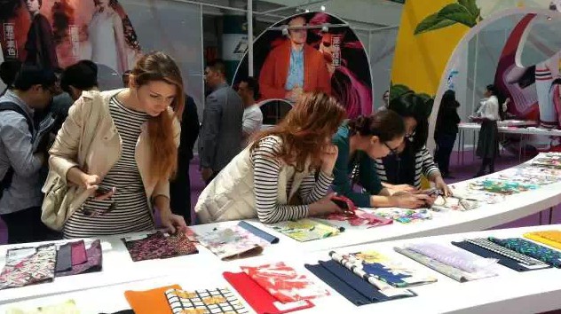 2015���H�r(sh��)�м����A���(d��ng)��ʽ�_(k��i)Ļ