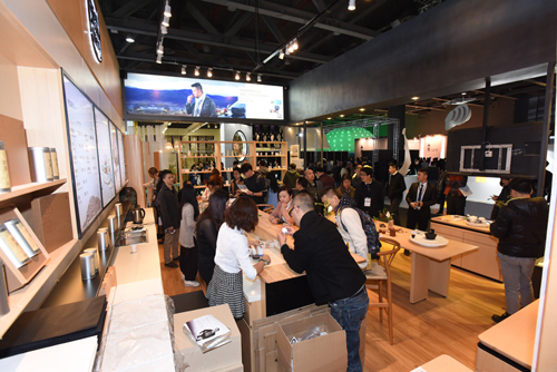 2015�V�݇��H�OӋ����12���𺳵ǈ�(ch��ng)��