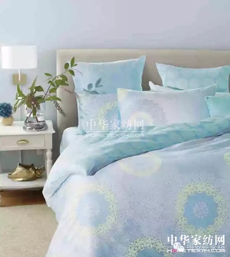 Ů�����@�ӟ��ɵ����z���D��zS+��Ů�����(l��i)��