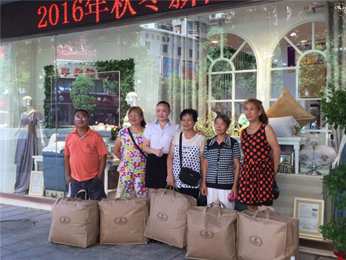 �Pʢ�Ҽ����(y��ng)���(y��ng)�꣺������Ş�������b�����_(k��i)�I(y��)