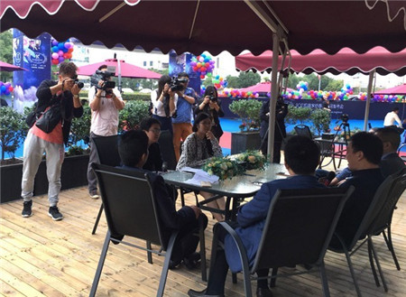 �Pʢ�Ҽ�2017���ġ���(y��u)�����Ʒ�l(f��)����(hu�� )��ӆ؛��(hu�� )�A�M(m��n)��Ļ