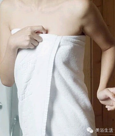 ��ԡ�����Ҫ׌��һĨ�L(f��ng)�黬����ԡ����ô���Ų�������ԡ�������ķ����D��