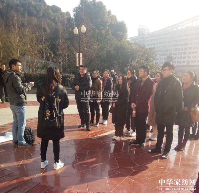 �Pʢ�Ҽ�2017������Ʒȫ��Ѳ����Ӗ��(hu�� )����һվ�ڽ�����ʽ���_(k��i)�Ļ��