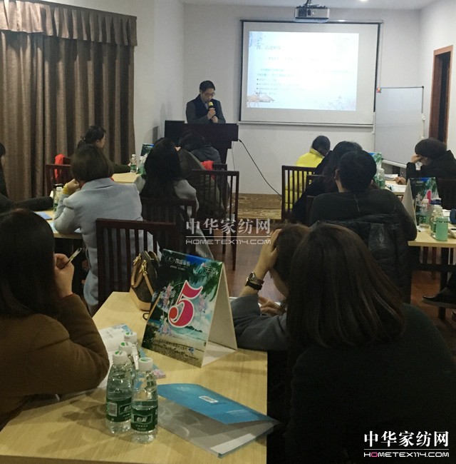 �R�ۅ�Խ֮�����_(k��i)���Ҽ�����(y��u)��ƪ��