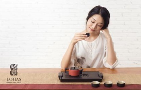 ˲�g��߆����������Ҹ��е�С������M��2017���ڶYƷ�Ҿ�չ��