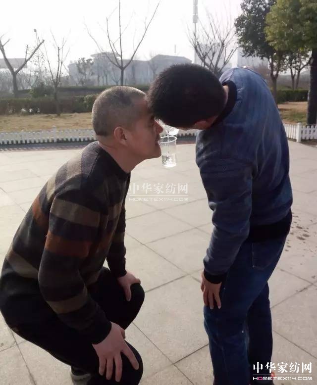 �Pʢ�Ҽ�����Ӣ���������f��Փ�������l(shu��)��Ӣ����