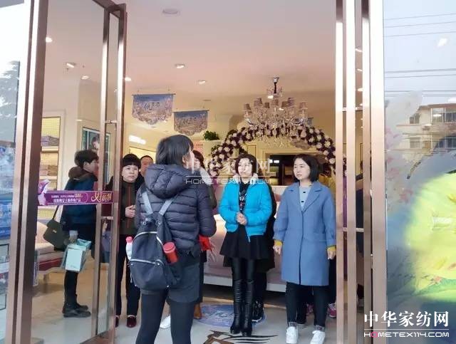 �Pʢ�Ҽ�����Ӣ���������f��Փ�������l(shu��)��Ӣ����