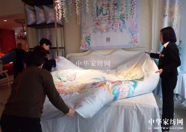 �Pʢ�Ҽ�����Ӣ���������f��Փ�������l(shu��)��Ӣ����