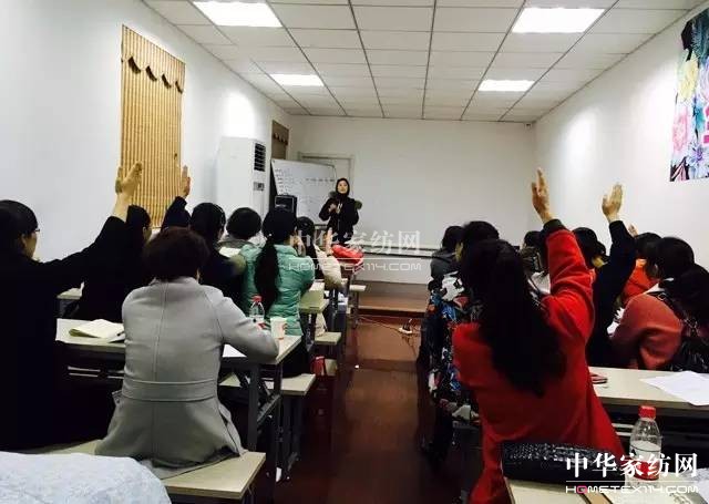 �Pʢ�Ҽ�����Ӣ�Ƽ��S�����(m��ng)��Ⱥ�t����־�ڎp����