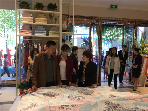 �Ԛ�����Ĳ��Ȼ�����@ôһ�ҳ���Pʢ�Ҽ��w��!