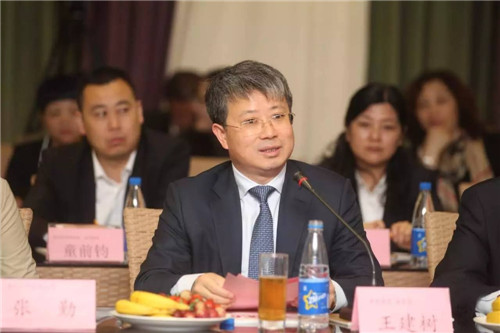 ͸�^(gu��)������(sh��)���������ֵ��������ݼҼ��Ј�(ch��ng)����