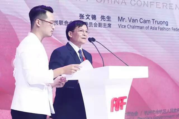 �����������˼�������ޕr(sh��)�������¸߶ȡ���2017���ޕr(sh��)��(li��n)�ϕ�(hu�� )�Ї����(hu�� )�ں������_(k��i)