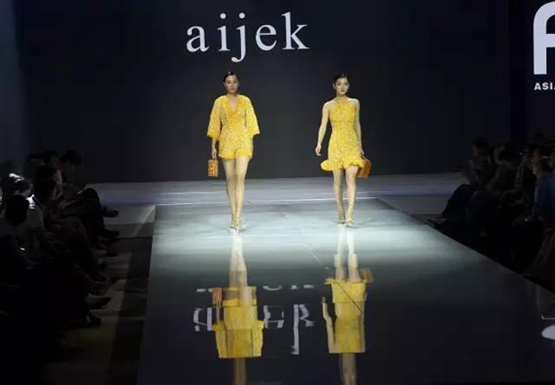 �����������˼�������ޕr(sh��)�������¸߶ȡ���2017���ޕr(sh��)��(li��n)�ϕ�(hu�� )�Ї����(hu�� )�ں������_(k��i)