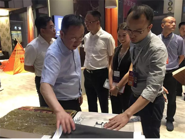 �����Ҳ���(hu�� )��20�d�L(f��ng)��ͬ�������٬F���L(f��ng)