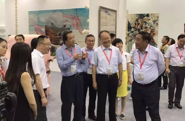 ����ҒҒ�c(di��n)�c(di��n)�εΡ���2017�Ї����H�w�Sˇ�g(sh��)չ�ġ�ۙ�E�����ˌ�ζ