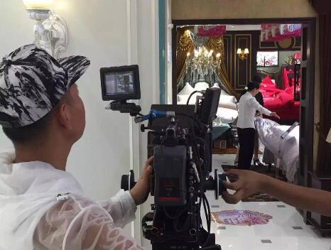 �������ֲ��:�Ӱ����(hu�� )ʹ��ʮ�ߚq��9��15���ഺ��ӳ��